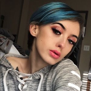 Meet your Posher, Destiny